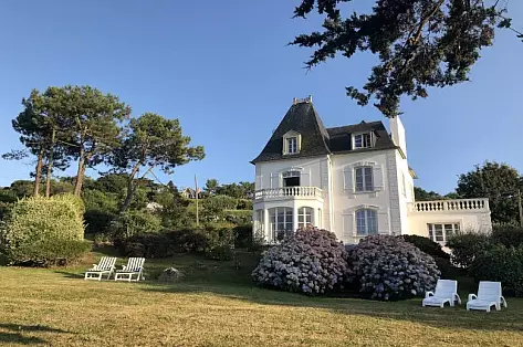 Villa familiale de charme &agrave; louer en Bretagne | ChicVillas