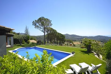 Villa de Charme &agrave; Louer en Espagne, Farniente Costa Brava | ChicVillas