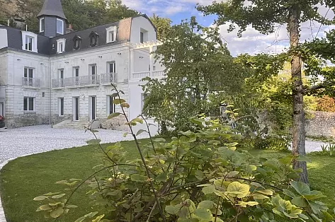 Location Maison avec piscine int&eacute;rieure Val de  Loire | ChicVillas